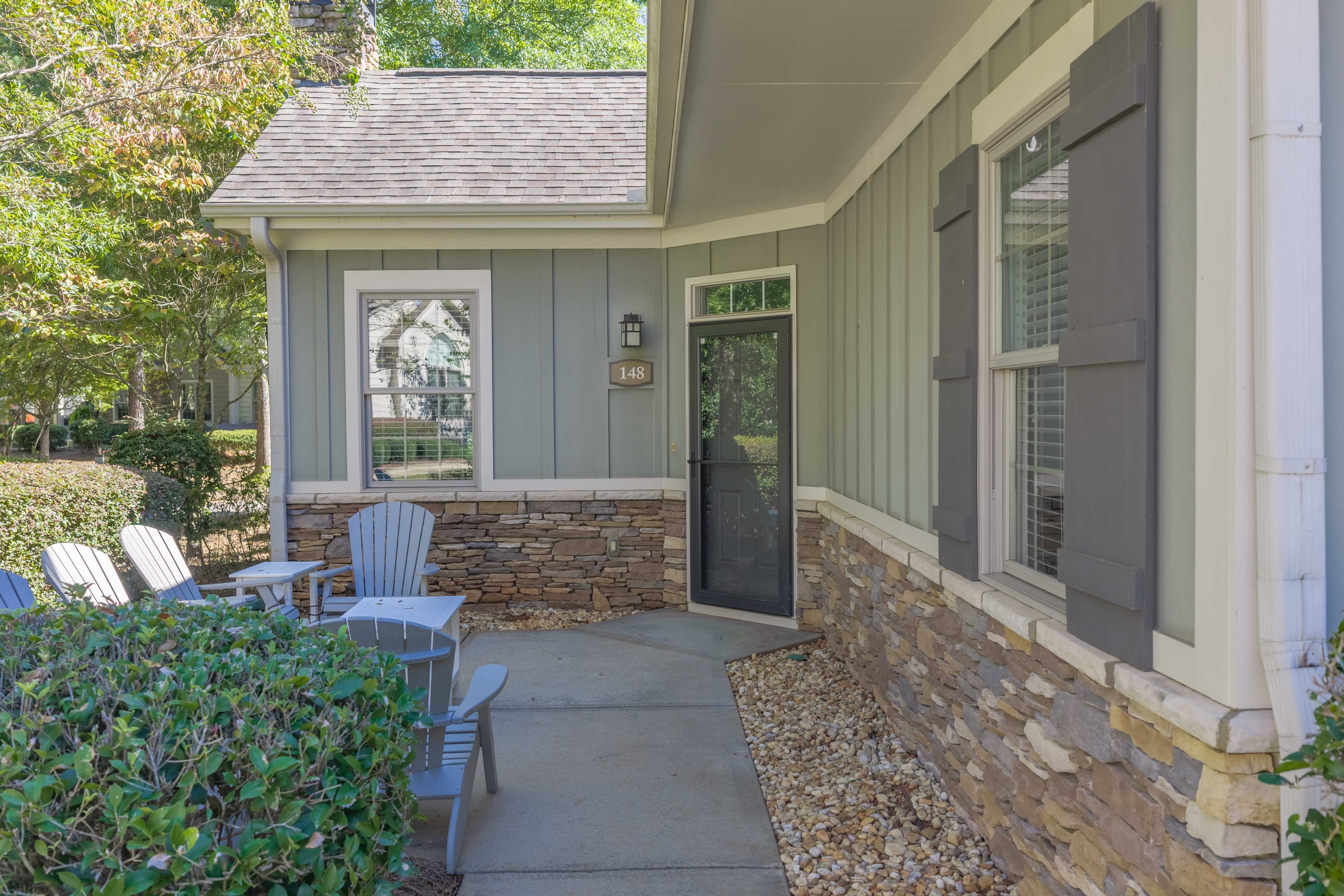 148 Edgewood Court image 3